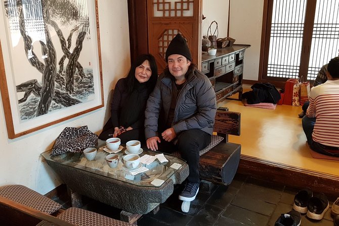 10 Days Essential Korea Tour(Seoul, Nami, DMZ, Andong, Gyeongju, Busan, Jeju) - Day Two: Seoul’s Royal Core and Old Neighborhoods