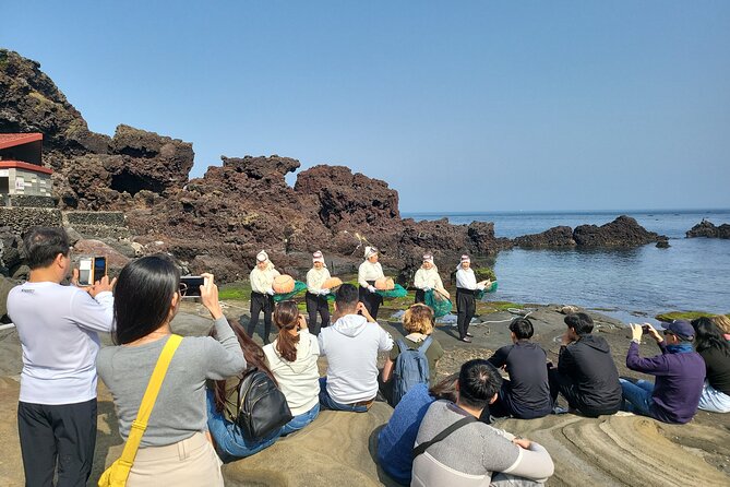 2 Day Private pictures of Nature Tour very experience taxi tour - Yongmeori Beach and the western volcanic shore