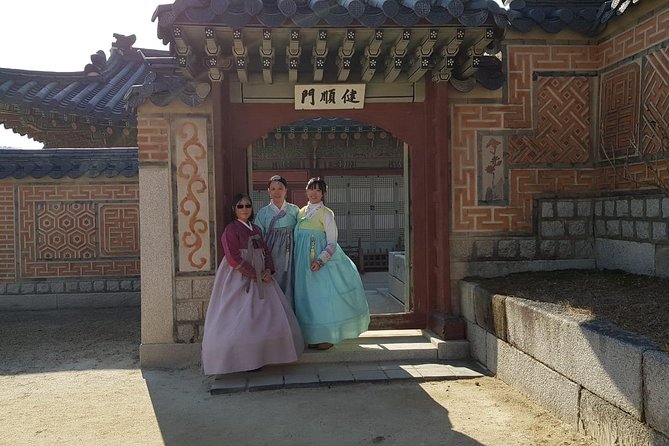 2 Day Tour_Seoul/Nami, Petite or Railbike, Garden of Morning Calm - Temples, tea, and a slower middle of the day