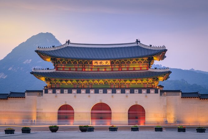 4 Hours Private Walking Tour of Gyeongbokgung - Key points at a glance