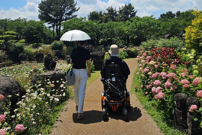 A comfortable wheelchair trip & east of Jeju - Why this private east Jeju outing works well