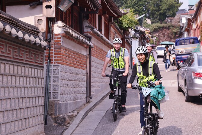 Afternoon E-bike tour and "Happy Hour" food and drinks - Starting at Jongno with Time to Get Comfortable