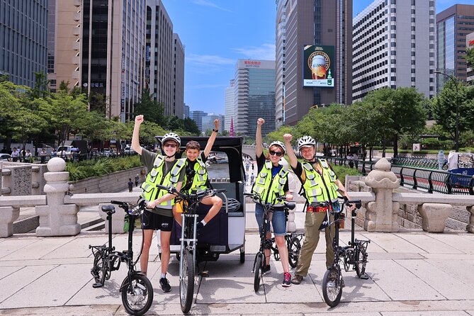 Afternoon E-bike tour and "Happy Hour" food and drinks - Cheonggyecheon Stream: A Short Pause in the City