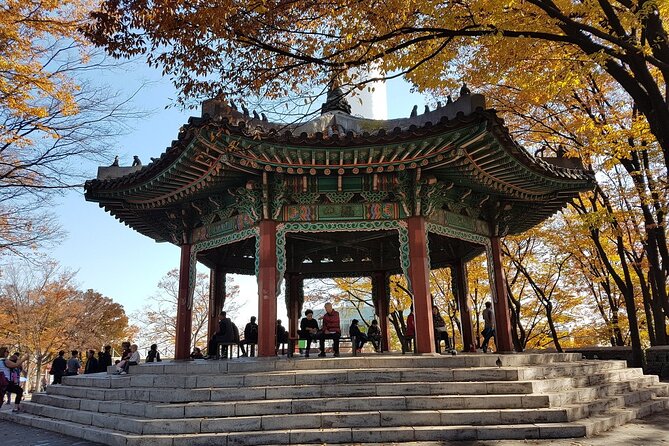 Afternoon Half Day Seoul City Tour, visit Queen's dorm - Finding the rhythm of Namdaemun Market