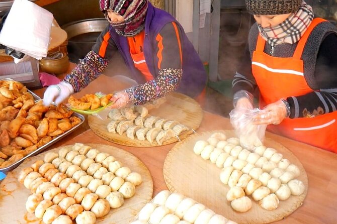 Afternoon Seoul: Hanok Vibes, Netflix Street Food & N Seoul Tower - Namsangol Hanok Village and the feel of old Seoul