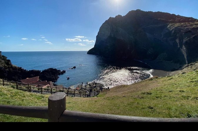 All inclusive Jeju island English private taxi tour(1 to 3days) - Day Three: Southern waterfalls and volcanic coast