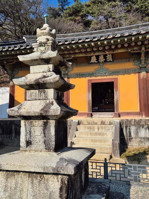Andong: UNESCO Sites, Mask Dance, and Secret Garden & Bridge - Buyongdae, the Nakdong River viewpoint
