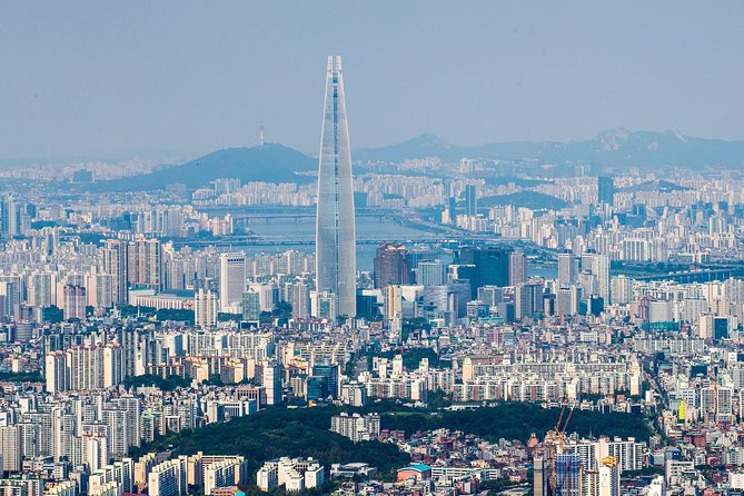 Best of Seoul Shopping Tour - The ginseng center and the duty-free shopping stop