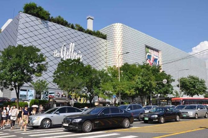 Best of Seoul Shopping Tour - Namdaemun Market: the best stop for bargain hunting