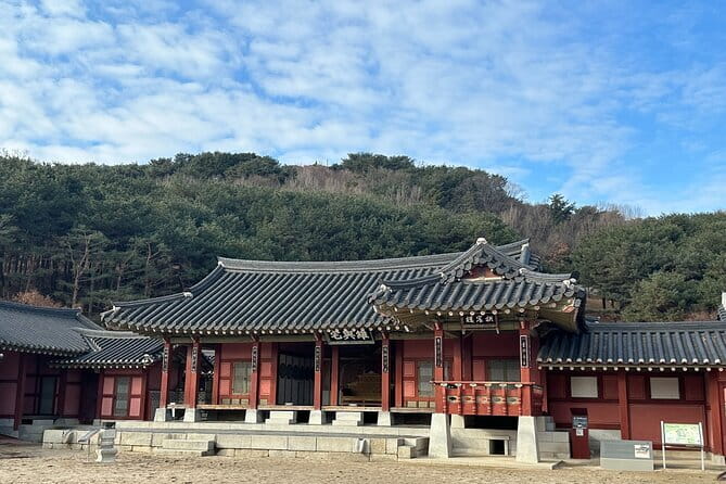 Beyond Seoul: Starfield Library, Hwaseong Fortress & Cave Quest - Who will enjoy this day most