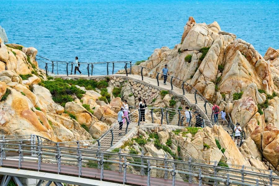 Busan: 7 Highlights Gyeongju City One Day Tour - Bulguksa shows Silla craftsmanship in stone