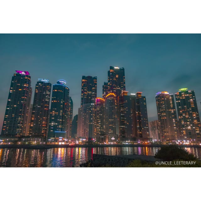 Busan: Haeundae 100-Minute Walking Tour - Pace, weather, and who should book