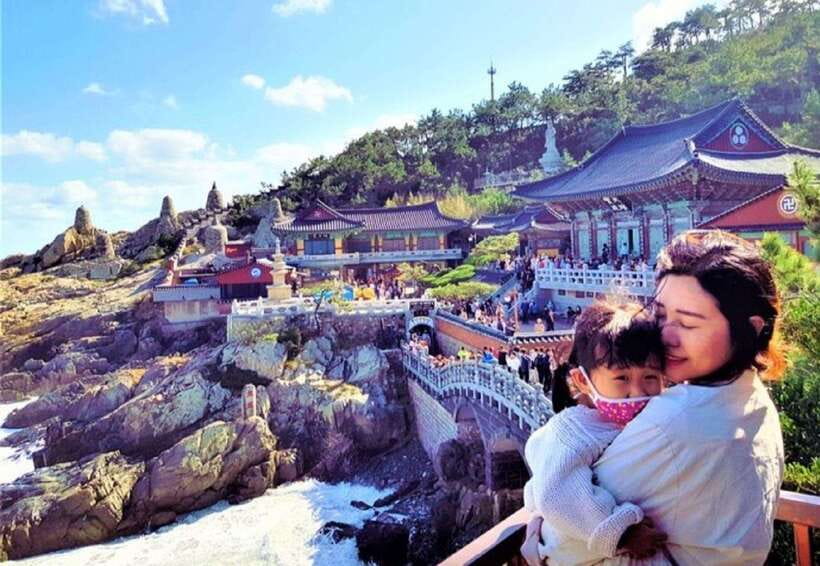 Busan: Hidden Gems Private Tour with a Certified Guide - Haedong Yonggungsa, a temple beside the sea