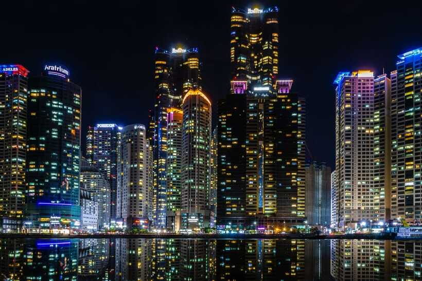 Busan: Private Car Charter Customized City Tour - Songdo Beach and the cable car over the water