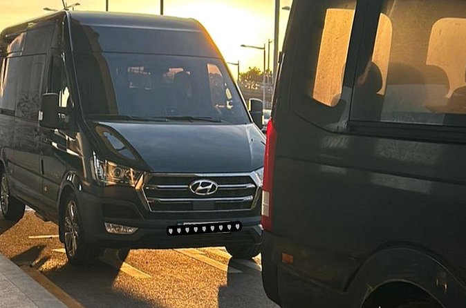 Busan Private Transfer: Airport & KTX Stn. to/from Hotel in Busan - The car, driver, and ride quality