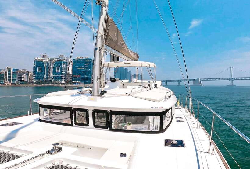 Busan's Best: Sea Temples, Yacht Tour & Sky Capsule Day Tour - A full Busan day from three easy pickup points