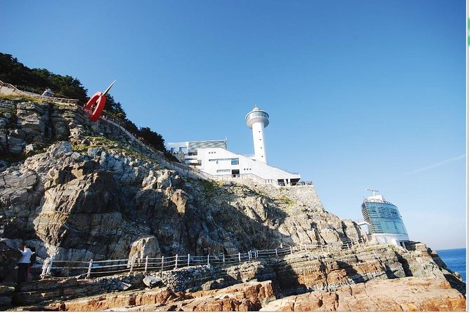 Busan's Cultural Wonders with Beach Train & Gamcheon Village etc - Songdo Skywalk: a quick final coastal stop