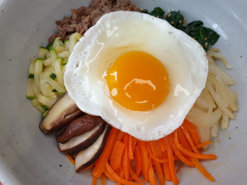 Busan: Small-Group Traditional Korean Food Cooking Class - A cooking class near Haeundae Beach