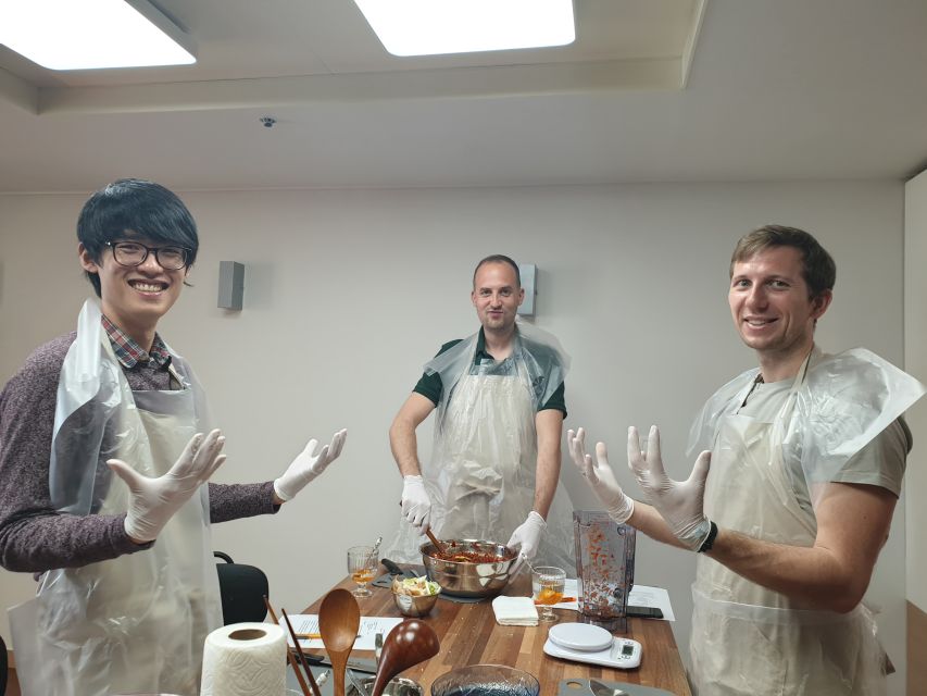 Busan: Small-Group Traditional Korean Food Cooking Class - Making bibimbap, one layer at a time
