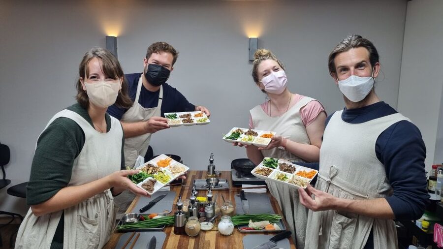Busan: Small-Group Traditional Korean Food Cooking Class - Tea and Korean dessert to close