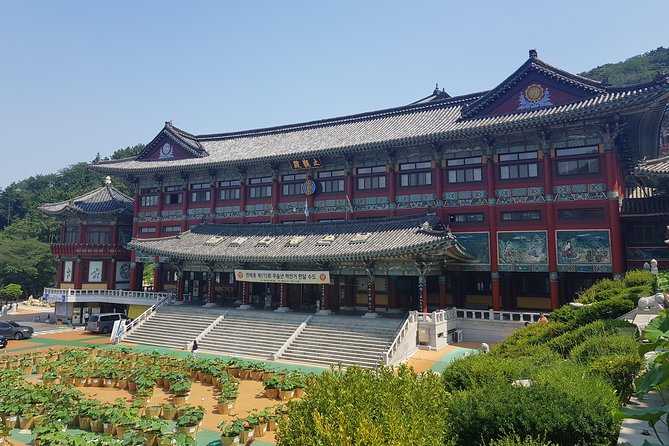 Busan Tour: Gamcheon Village & Haedong Yonggungsa Temple + Lunch - Hwangnyeongsan Mountain and the city from above