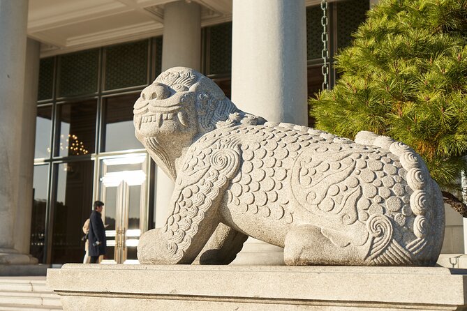 (Closed) Korea’s White House Walking Tour Blue House - Sangchunjae and traditional Korean design