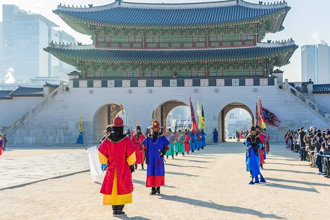 Cruise Guests Layover Incheon Port Seoul Private Car Tour - Leaving Incheon Port with a private plan