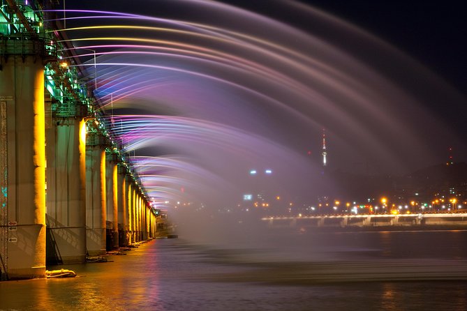 Custom Tour: Best Night View of Seoul - The guide and the included photography