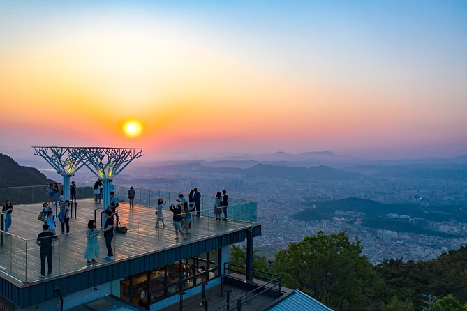 Daegu Highlights & private tour with a Licensed guide - Kansong Art Museum and Korean heritage