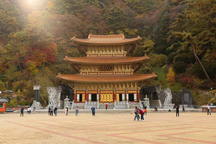 Danyang Tour: Guinsa Temple & Bobaljae & Mancheonha Skywalk - Mancheonha Skywalk above the Namhangang River