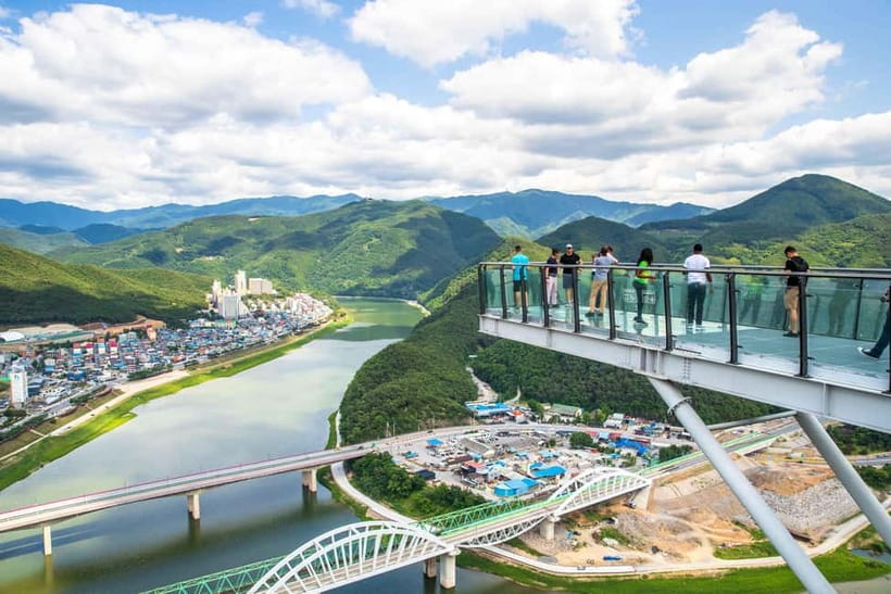 Danyang Tour: Guinsa Temple & Bobaljae & Mancheonha Skywalk - Walking, stairs, and the practical demands
