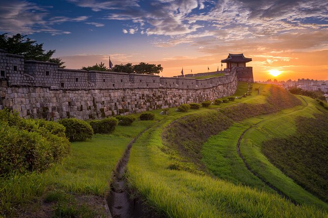 Day Trip to UNESCO: Suwon Fortress Adventure from Seoul - Timing, weather, and the pace of the visit