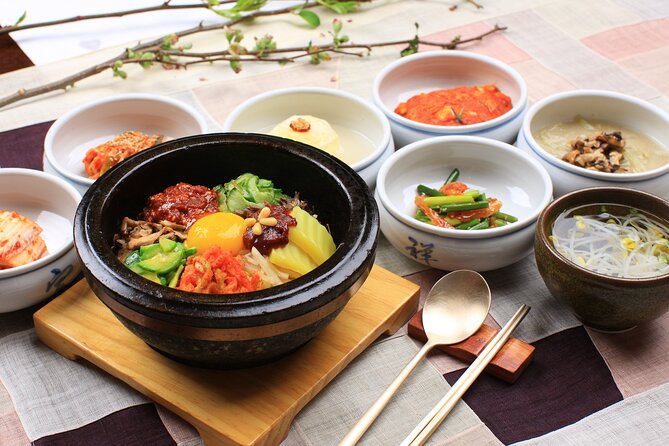 Discover Round Korea in 7days: All-Inclusive Experience - Day 6: Traditional sweets and a living village in Andong