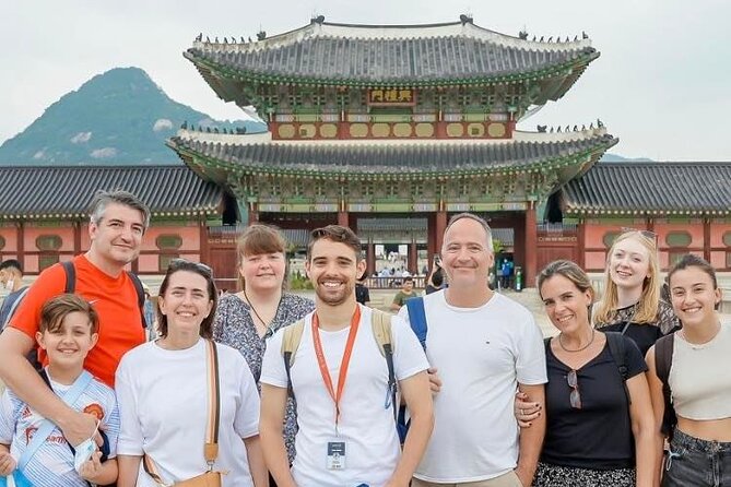 Discover Seoul: Local Life and History - Gyeongbokgung and the royal heart of Seoul