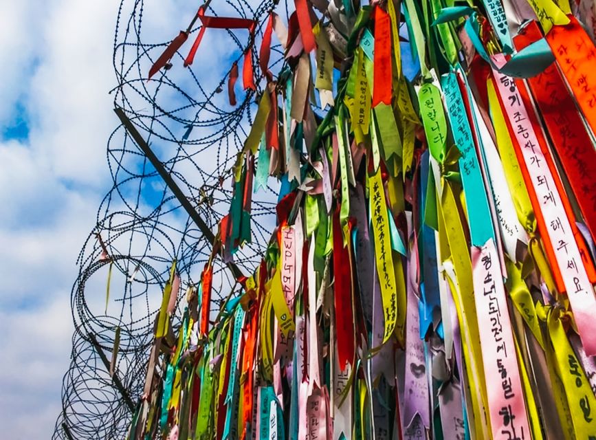 DMZ Insider Tour: 3rd Tunnel, NK Defector Meet & Red Bridge - Meeting a North Korean defector