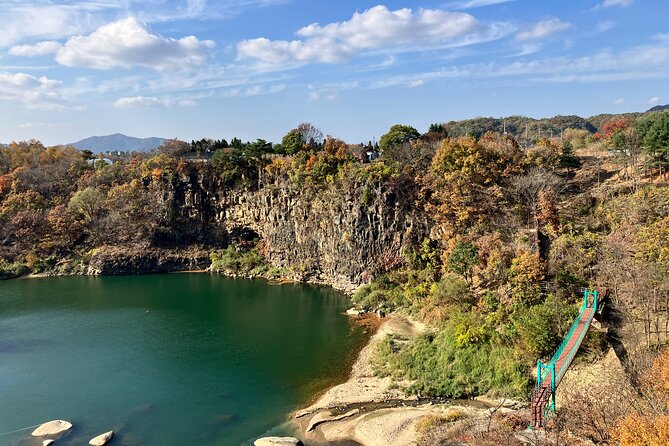 DMZ Tour, 2nd Tunnel & UNESCO Suspension Bridge Tour from Seoul - Hantangang Sky Bridge and volcanic cliffs