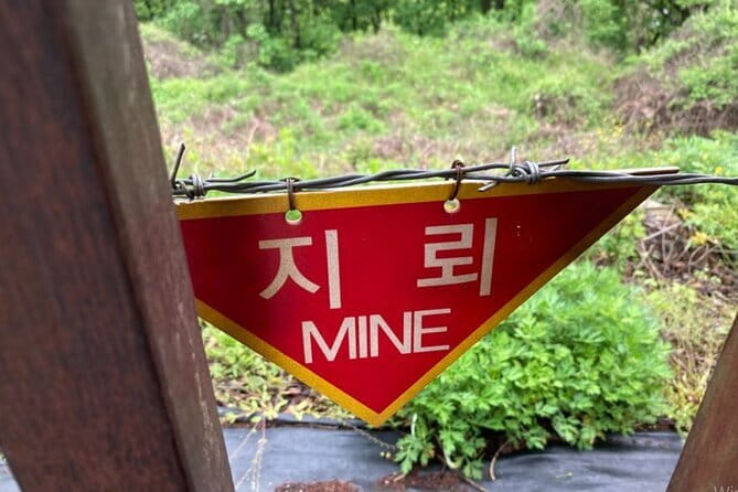 DMZ Tour and Leeum Museum - Imjingak Pyeonghoa-Nuri Park and the Freedom Bridge