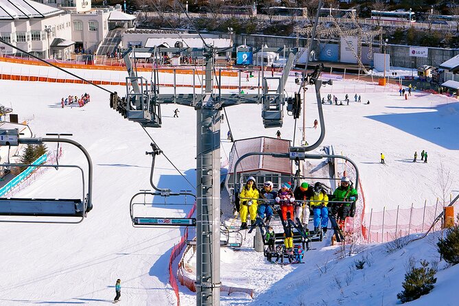 Elysian Gangchon Winter Ski with Nami Island Day Tour from Seoul - Clothing and safety advice