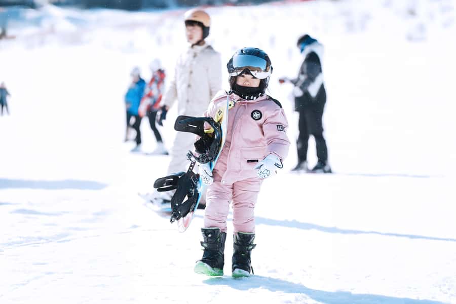 Elysian Ski Day Tour (Ski & Snow Board Full Package) - From Seoul subway station to Gangwon snow