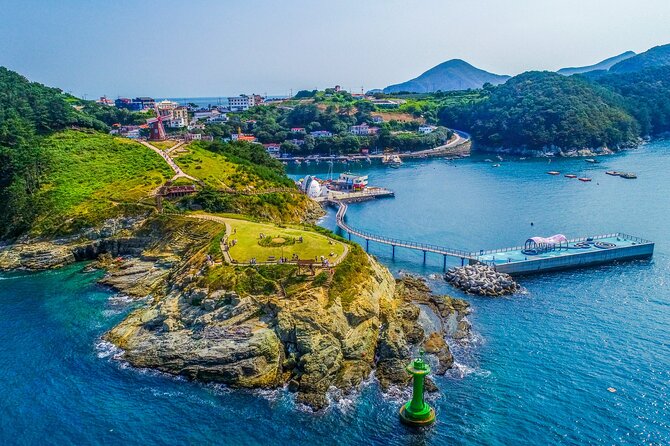 Enchanting Oedo Island Day Tour from Busan with Windy Hill - Windy Hill and the quick coastal pause