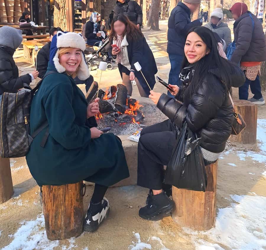 Eobi Ice Valley & Nami (+ Light Festival, Railbike, Alpaca) - How to handle the cold and the pace