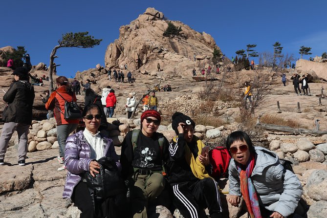 Exclusive Private Trip to Mt Seorak & East Sea!! - Sinheungsa Temple and the Unification Buddha