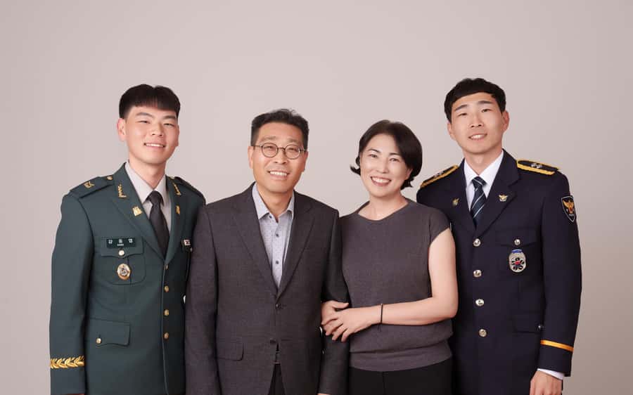 Family, Couple, and Group Photoshoot in Seoul - Is $69 good value?