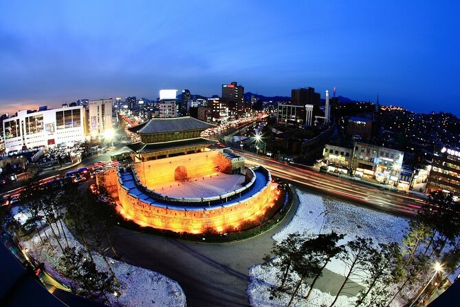 Fantastic Small Group Seoul Night Tour - What the private format really adds