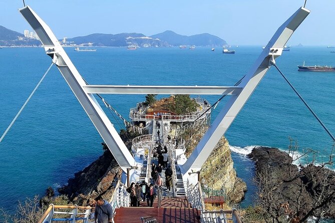 For Busan Cruise Guest highlight Day tour - One Hour Among Gamcheon Culture Village’s Alleys