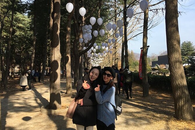 Four Seasons of Nami Island with Garden of Morning Calm Tour - Dak Galbi, the Meal That Needs Clarifying