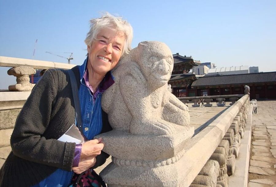 Free day in private Seoul with English-speaking guide - Timing, price, and extra costs