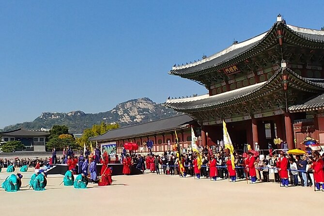 Free style private Tour(Essence of Seoul city or DMZ) - Gyeongbokgung Palace: begin with Seoul’s royal center