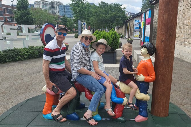 Free style private Tour(Essence of Seoul city or DMZ) - Guides who shape the day