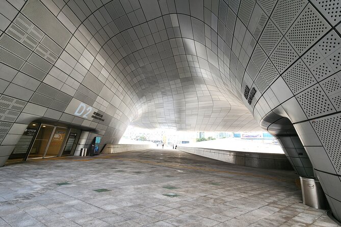 From Dongmyo Market to DDP – Seoul Walking Tour - Key points at a glance